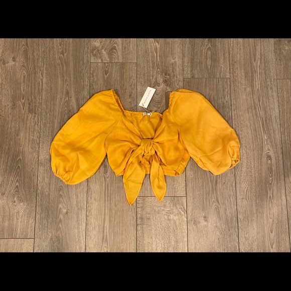 Moon River Linen Crop Top - Picture 4 of 4